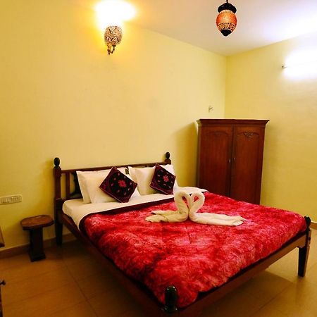 Al Haramain Home Stay Un -Married And Stag Groups Not Allowed Ooty Eksteriør billede